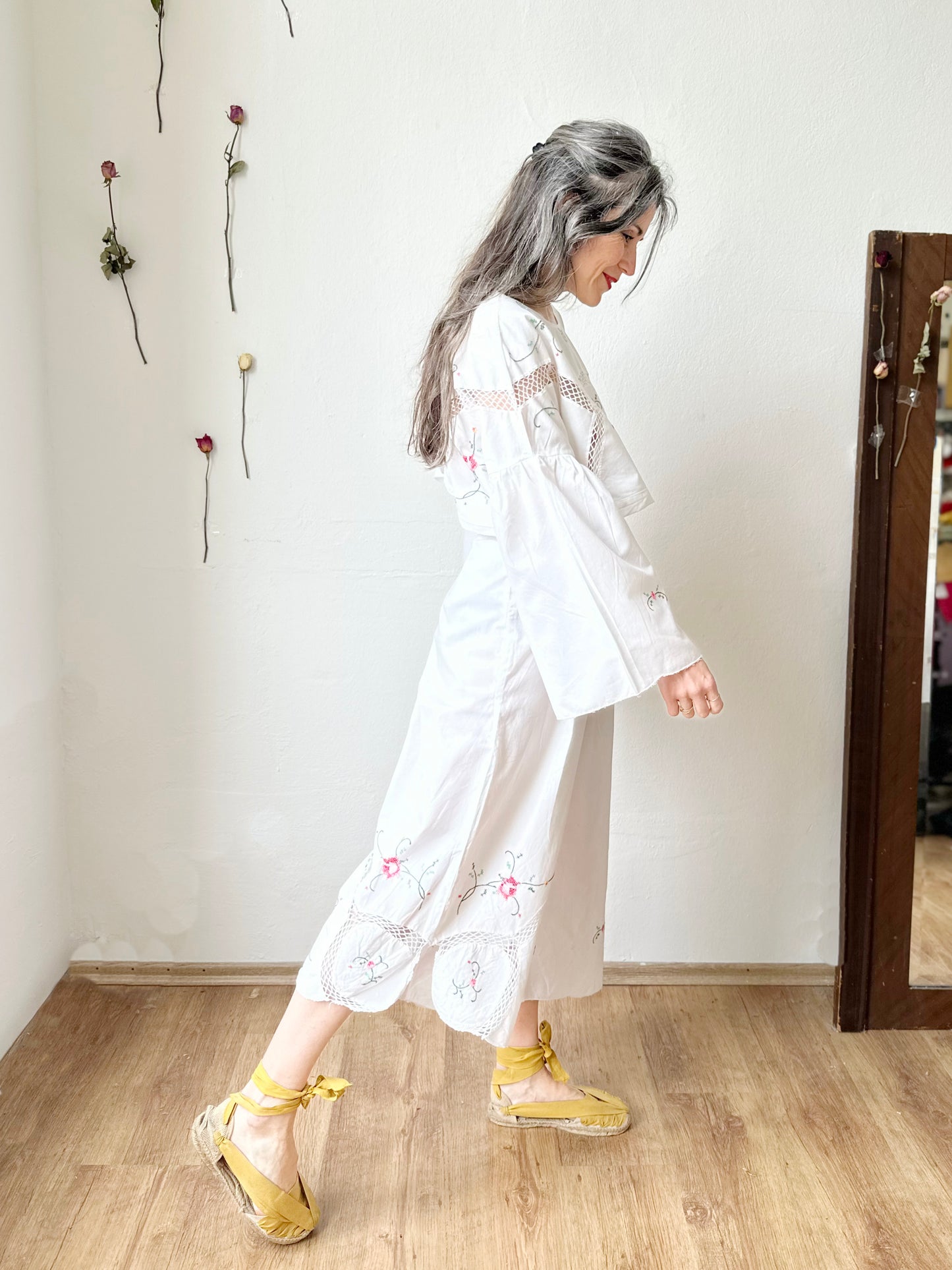 Beth Blouse - Beach 02