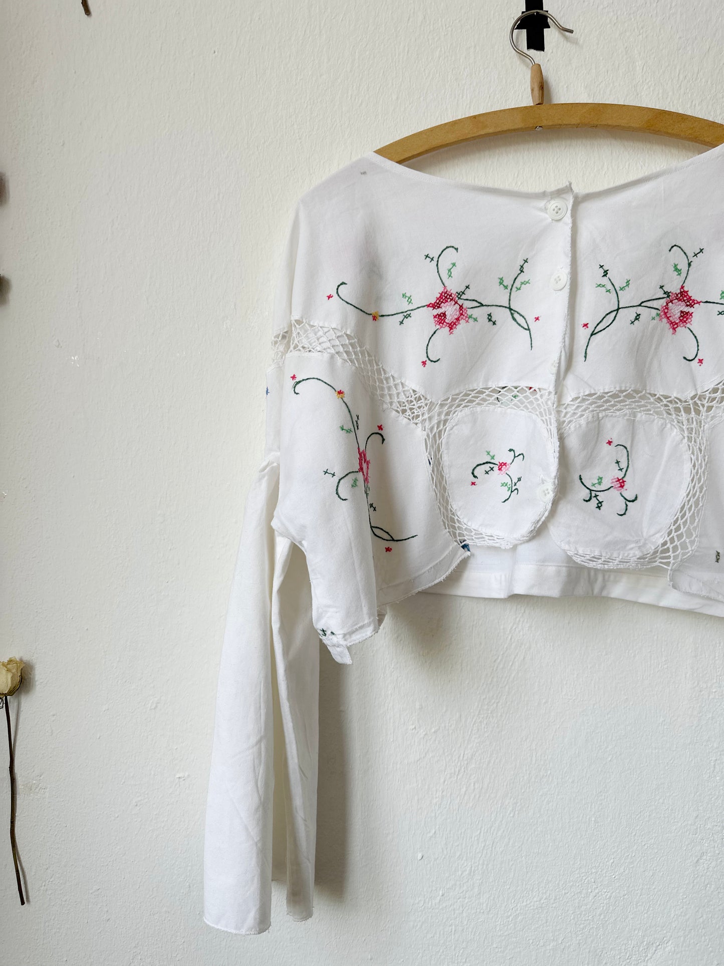 Beth Blouse - Beach 02