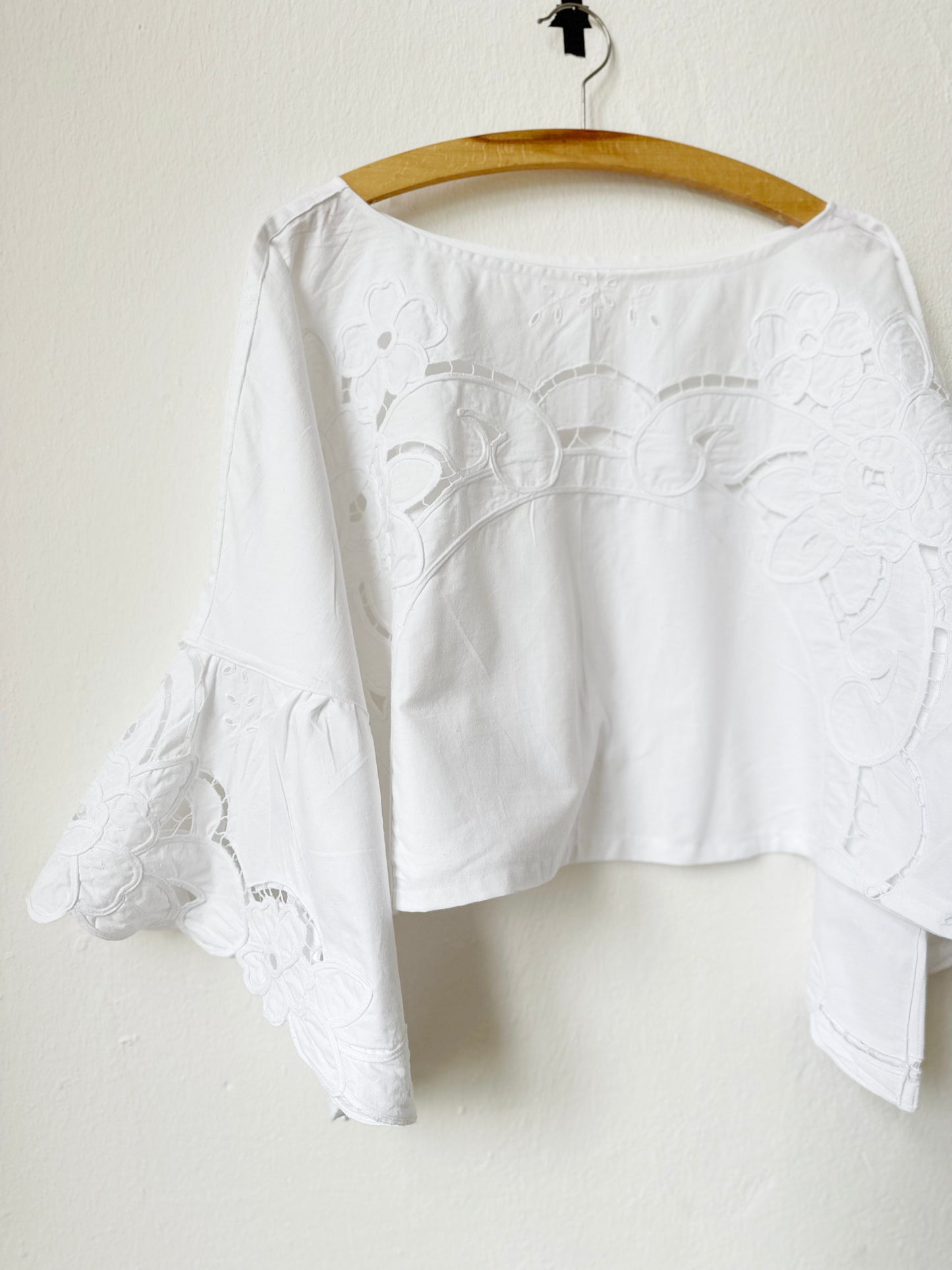 Beth Blouse - Beach 03