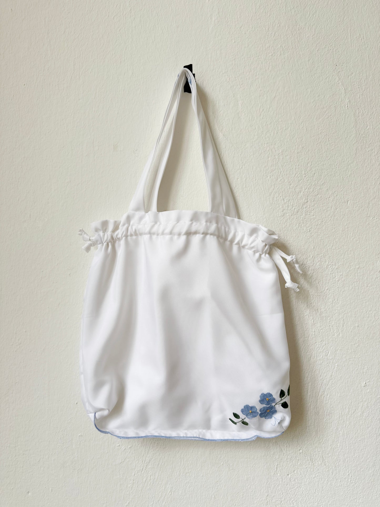 Medium Tote - Blue