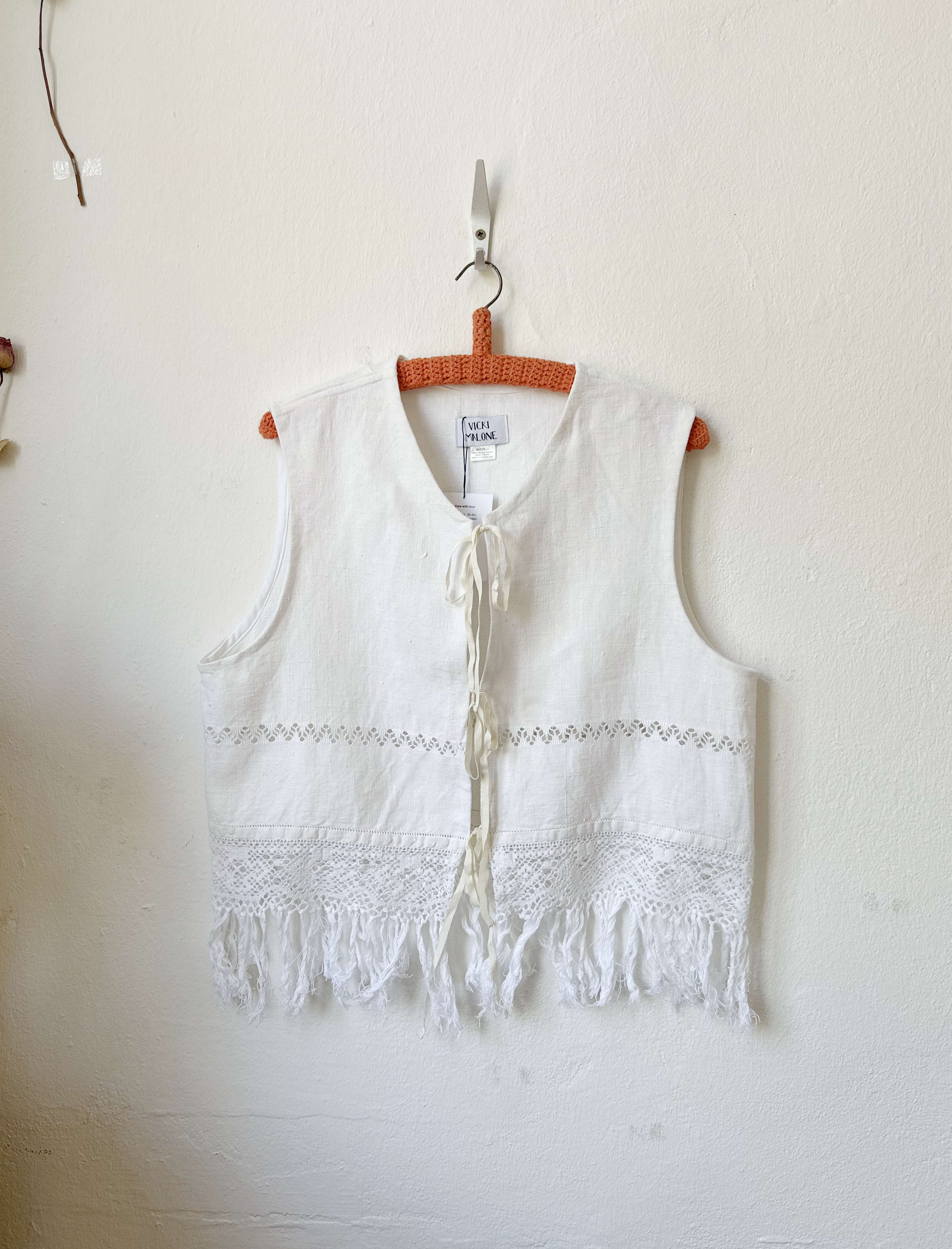 トップス vintage 2009 sistere linen design vest Vintage Linen Vest with Lace Fringe | Upcycled Slow Fashion Berlin