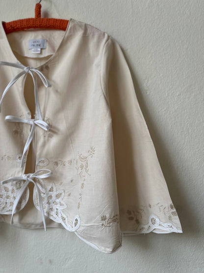 Beth Blouse - Beige Lace