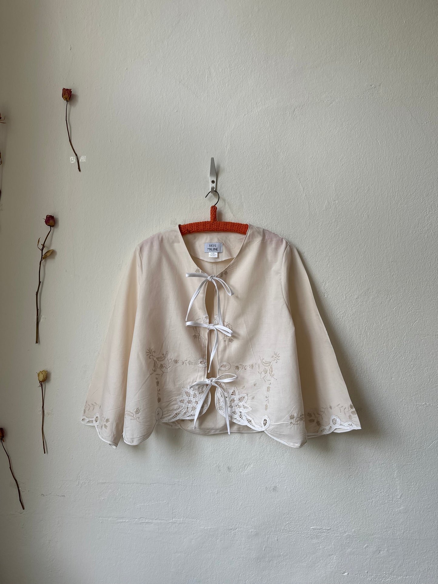 Beth Blouse - Beige Lace