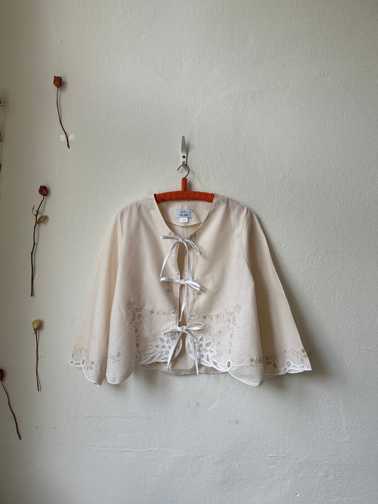 Beth Blouse - Beige Lace