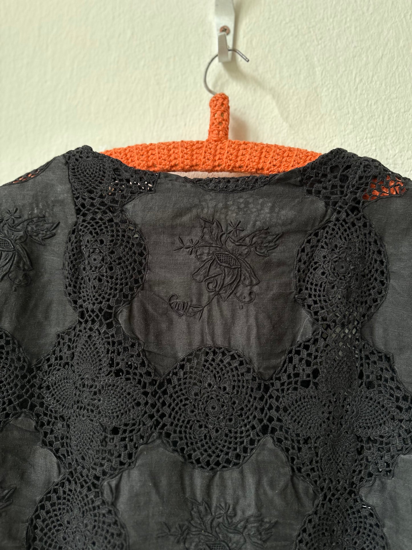 Beth Blouse - Black