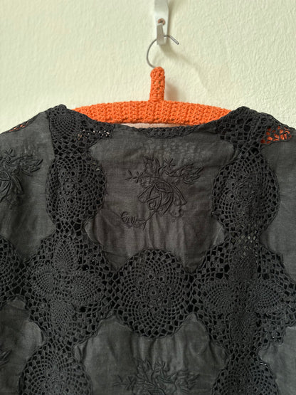 Beth Blouse - Black