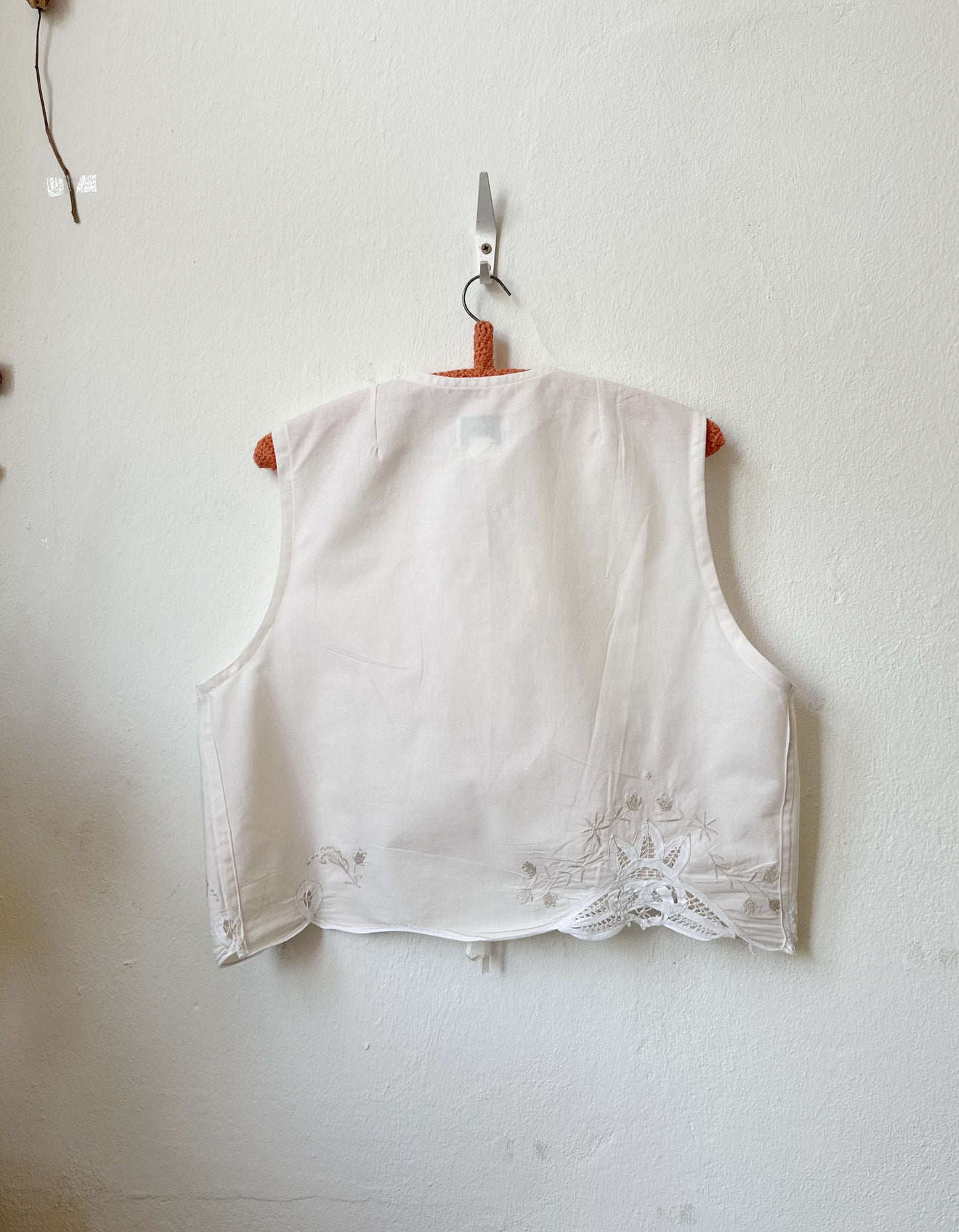 VEM Vest - Curved Embroidery