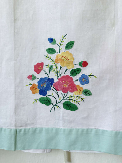 VEM Vest - Floral Appique
