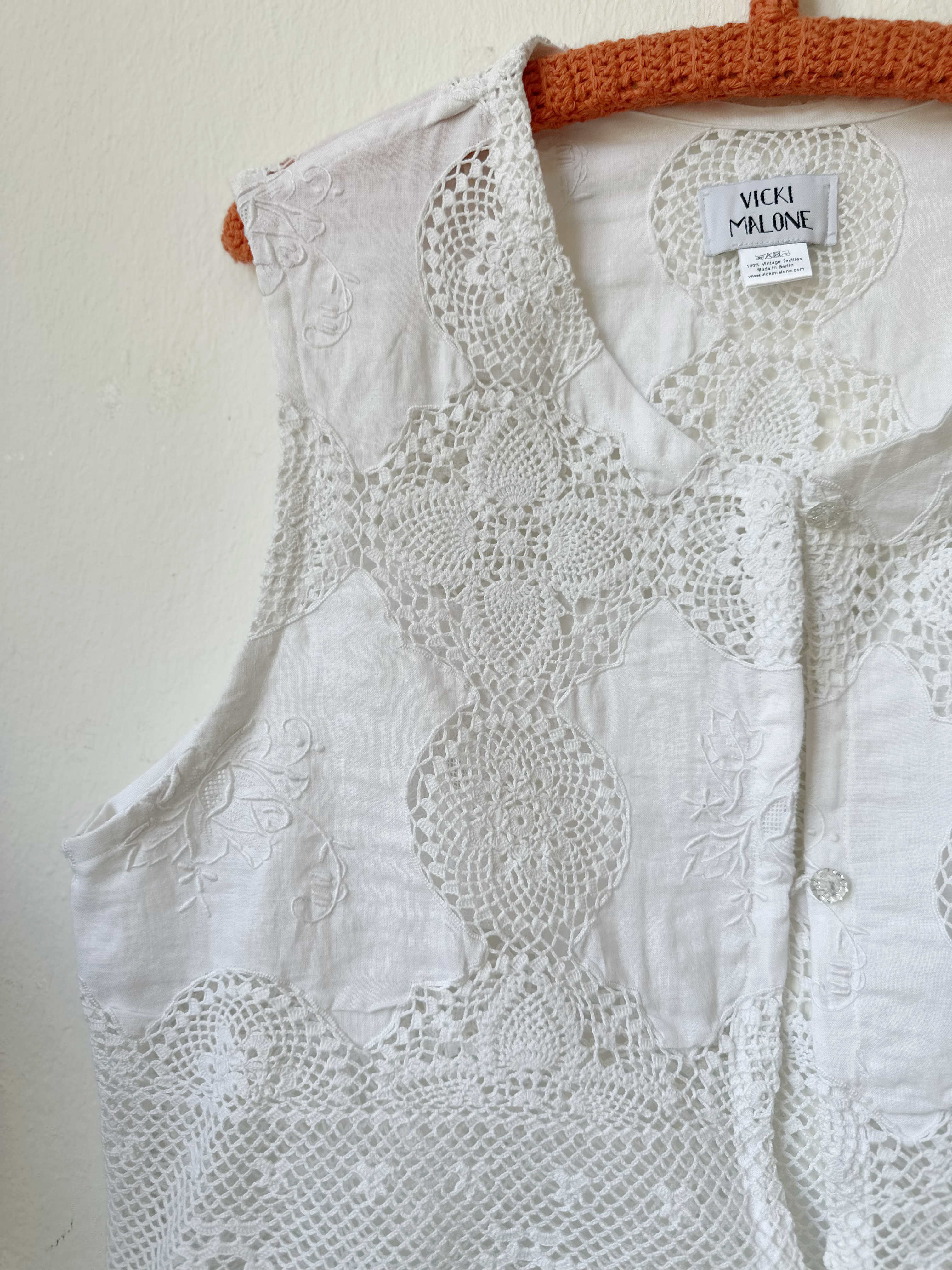 トップス Ameri VINTAGE ACCESSORY LACE VEST Vintage Lace Vest Handmade | Upcycled Italian Tablecloth | Slow