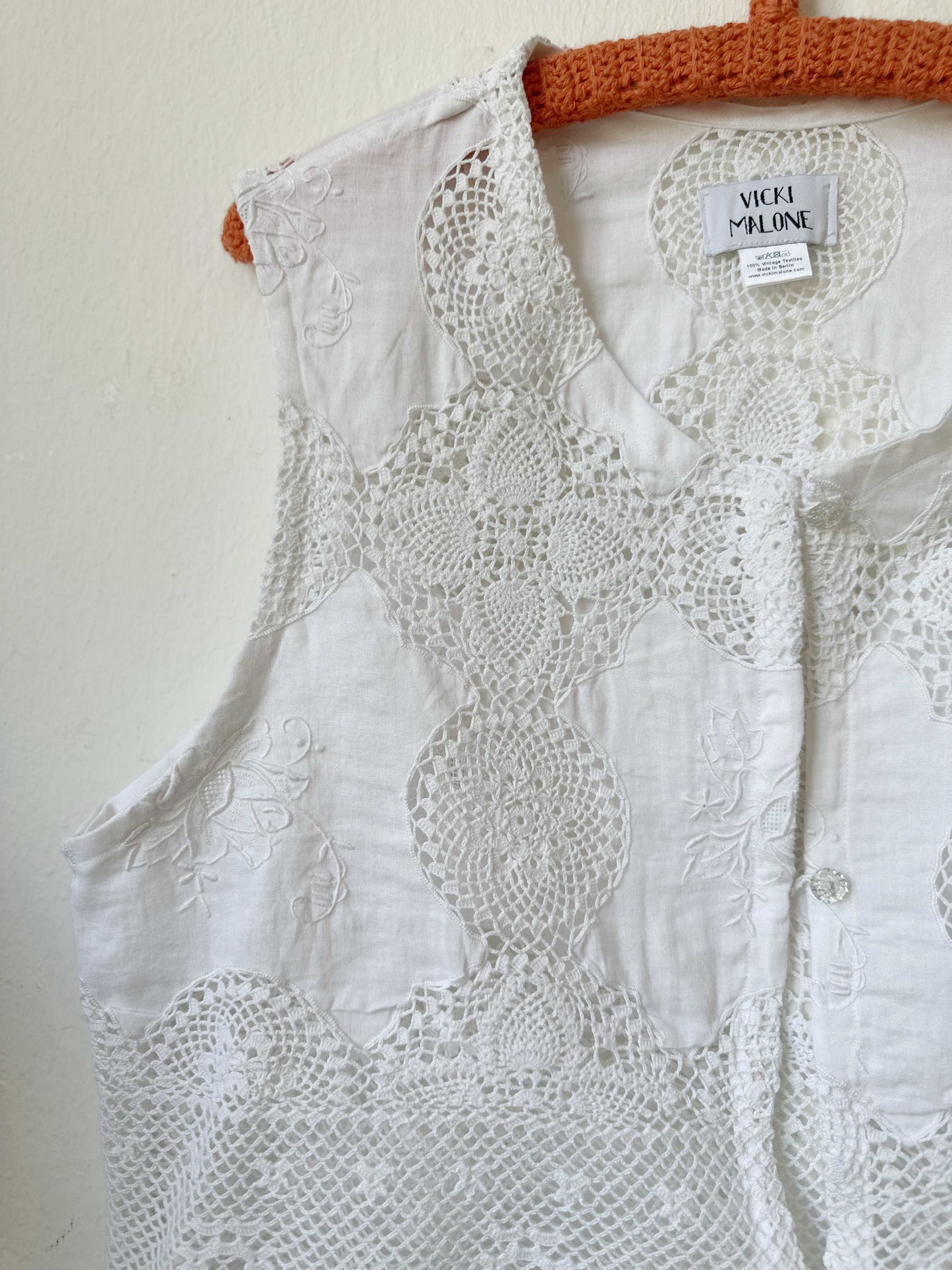 VEM Vest - Lace