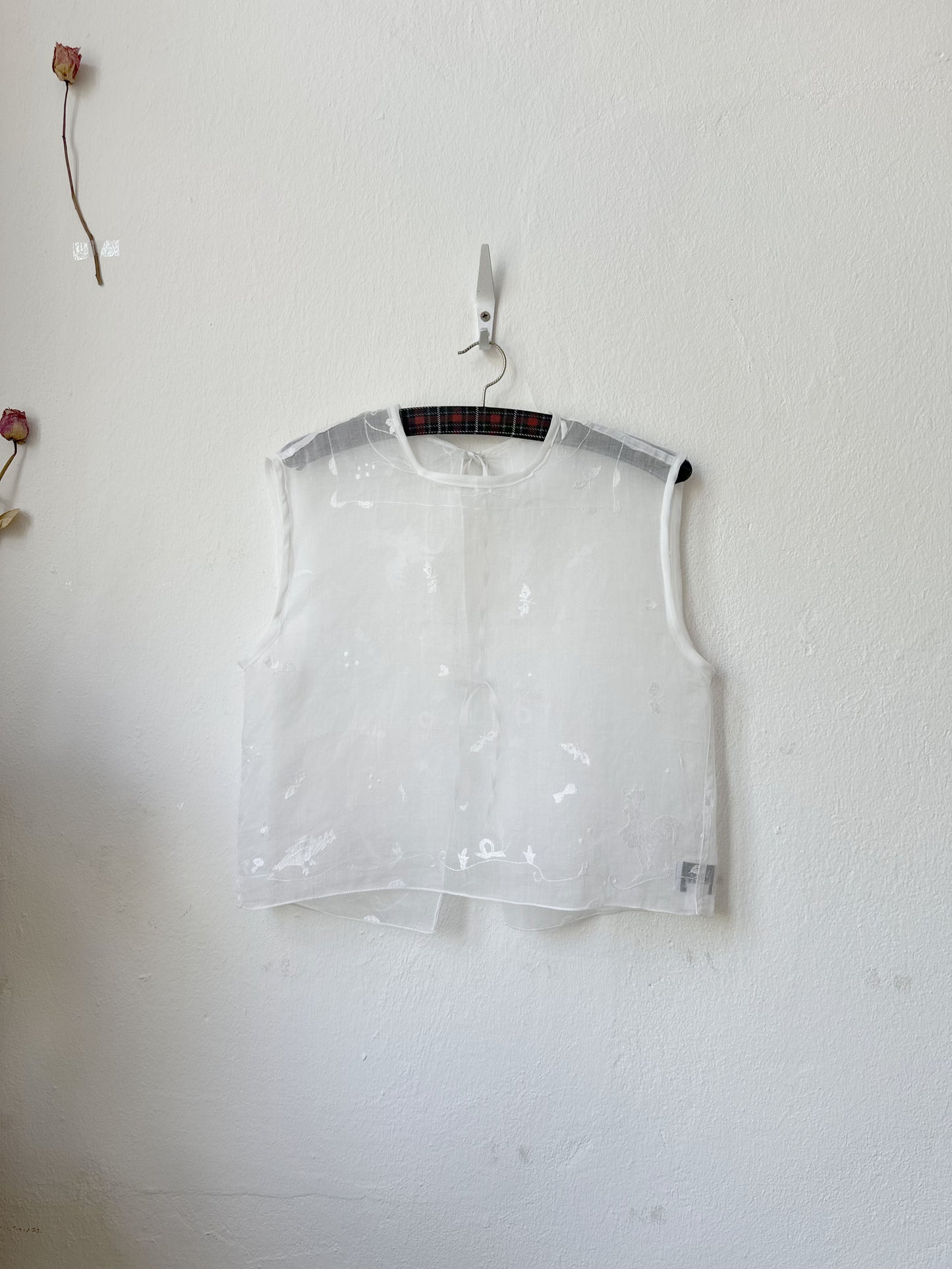 Vem Vest - Sheer Garden